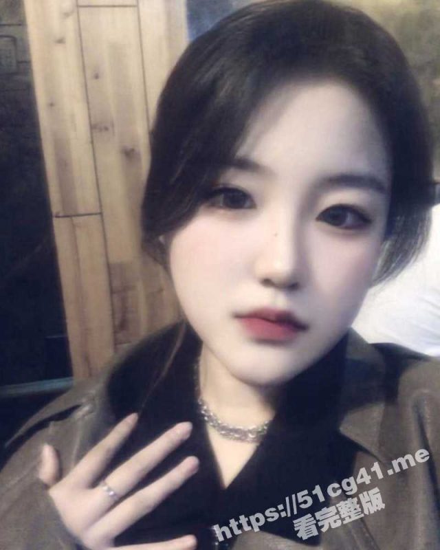 “老公 我错了 啊啊啊~”百度云流出极品丰满巨乳母狗 姚沭 被老公暴力插逼 操到母狗淫叫求饶认错-51吃瓜网