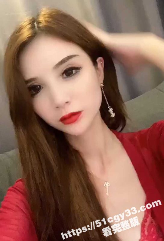 抖音御姐网红 小蔡 不雅视频流出 穿黑丝玩跳蛋 主动跪舔口交 掰开骚穴无套挨操！-51吃瓜网