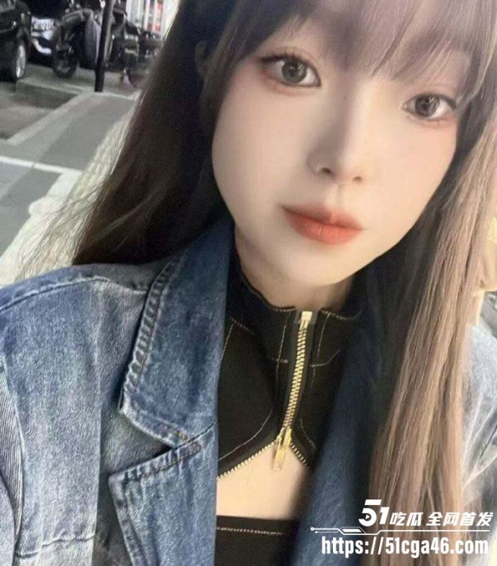 江苏常州反差靓女 苏青洁 与游戏网友约炮后 对其大屌念念不忘 自慰展示浓密黑森林！-51吃瓜网