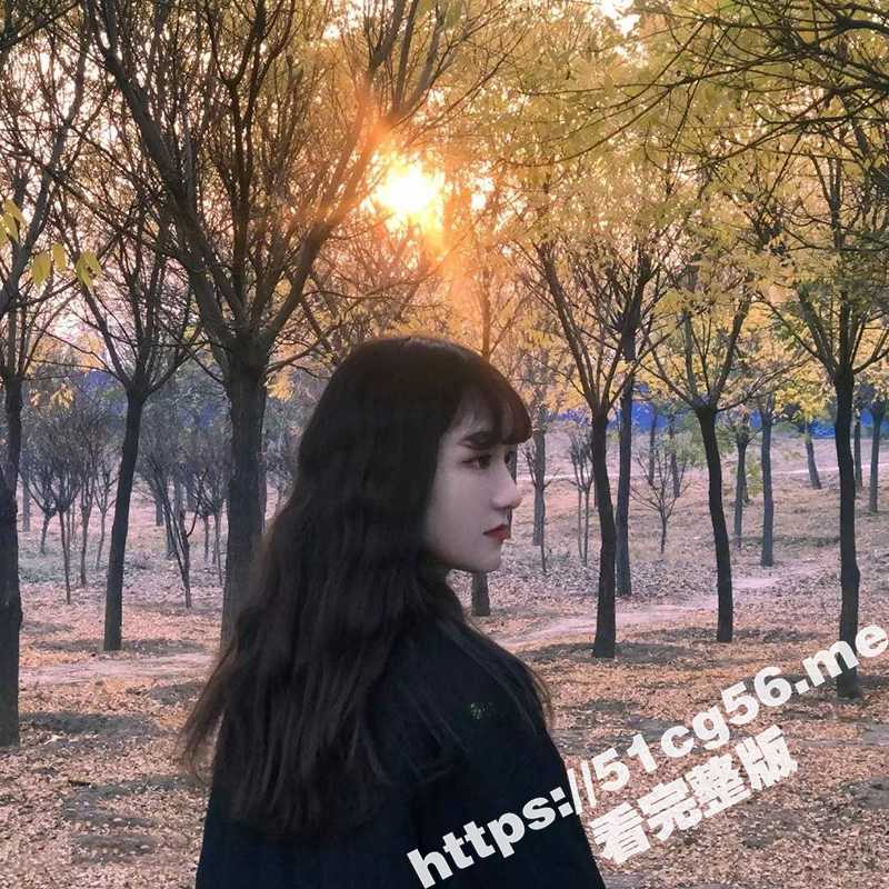 塑造窈窕身材！武汉轻工大学清纯大学生为了男朋友操起来更带劲 主动健身练马甲线 这样的对象哪里找 - 51吃瓜网-51吃瓜网