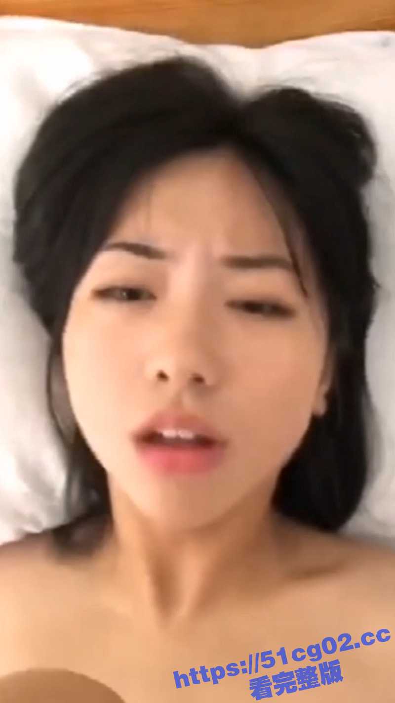 兄弟的极品颜值女友 在床上变身吃屌骚逼 就喜欢被大屌爆操 每次都要射嘴里 - 51吃瓜网-51吃瓜网