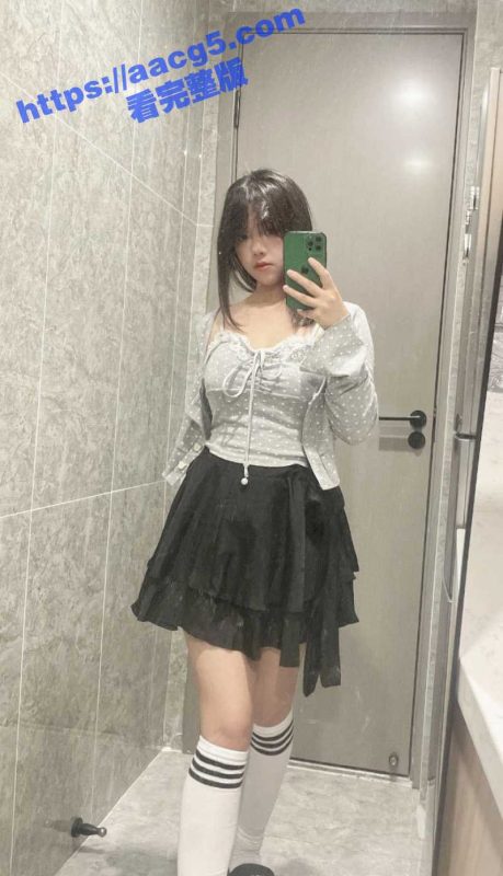 高颜值清纯嫩妹 大力猛烈抠穴自慰 阴毛乌黑浓密性瘾强悍 淫水荡漾娇喘不断！-51吃瓜网