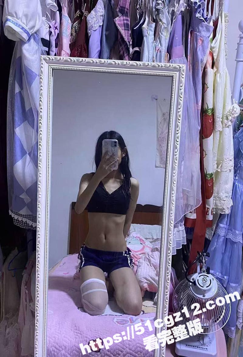 山西高校大眼学生妹淫浪私拍 清纯少女家中化身小母狗 掰逼抠穴淫骚自慰 发骚吸吮沾满淫液玉指！ - 51吃瓜网-51吃瓜网