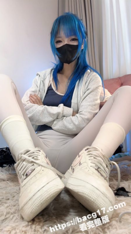 极品福利姬 芃芃大人 顶级美腿萝莉女神 白袜玉足调教诱惑 付费私拍免费看！-51吃瓜网