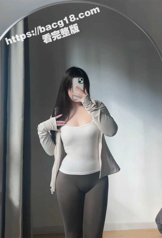 大神上演叔嫂乱伦 亲大嫂做瑜伽秀身材求操 被操得高潮直叫爸爸 竟要求射嘴吞精-51吃瓜网