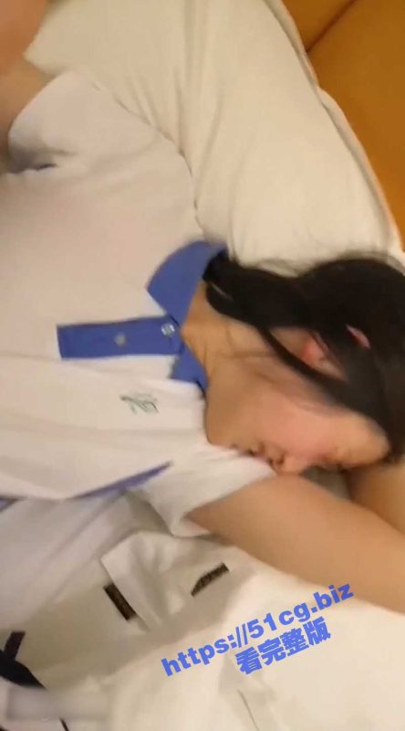 河南实验中学 眼镜大奶萝莉史上最全性爱甄选！穿着校服吃鸡做爱啪啪 完美露脸 校服性爱篇-51吃瓜网