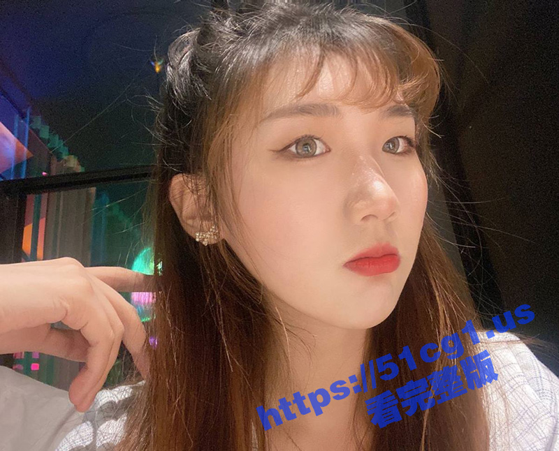 瓜友分享大学城操过的学生妹!烟台科技学院 张娜 微胖类型非常闷骚 屁股上的胎记让人印象深刻!-51吃瓜网